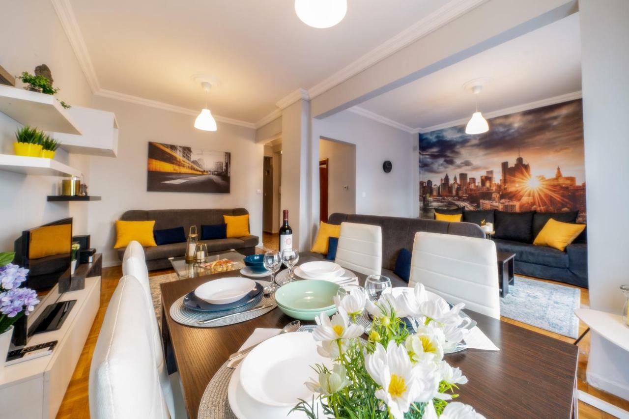 Deluxe Apt. Apartament